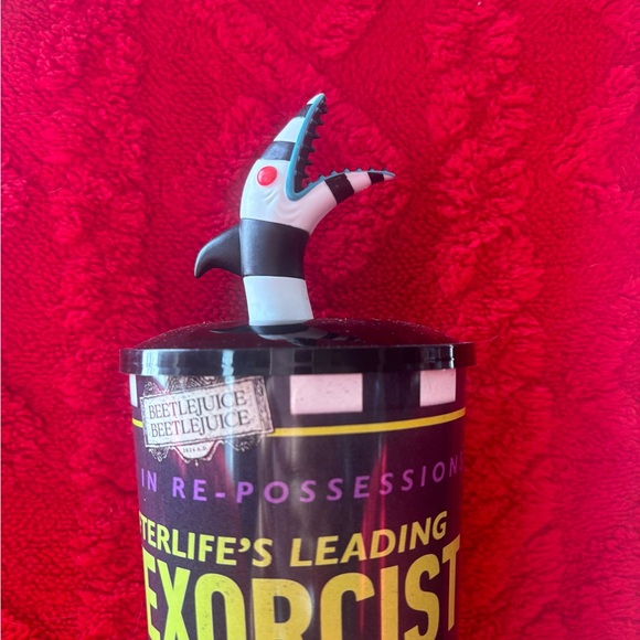 Bettlejuice Topper Cup from Movie 2024 Sandworm Exclusive item - Picture 2 of 4
